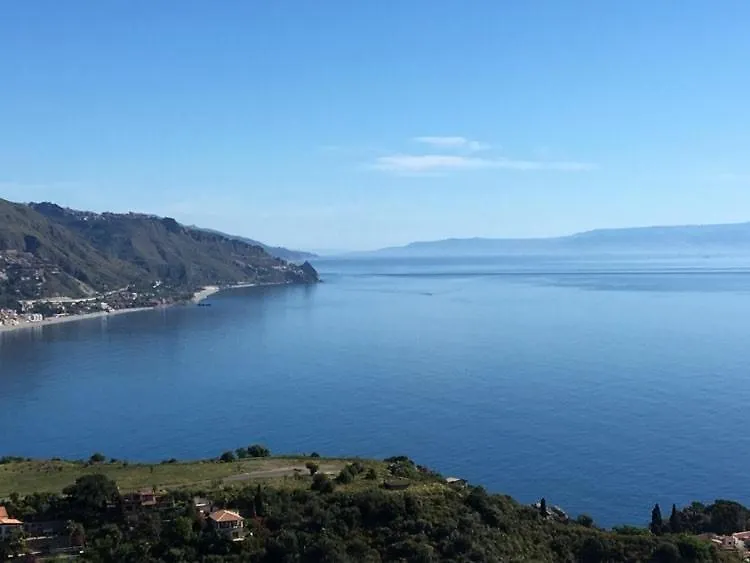 ***  Bed and Breakfast Blue Sky House Taormina Italia