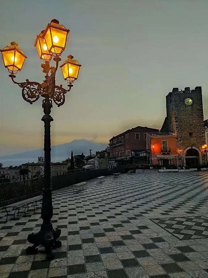 Blue Sky House Bed & Breakfast Taormina Italy